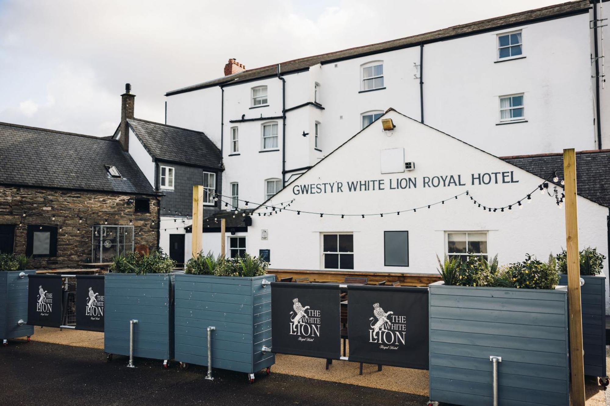 White Lion Royal Hotel Bala Exteriér fotografie